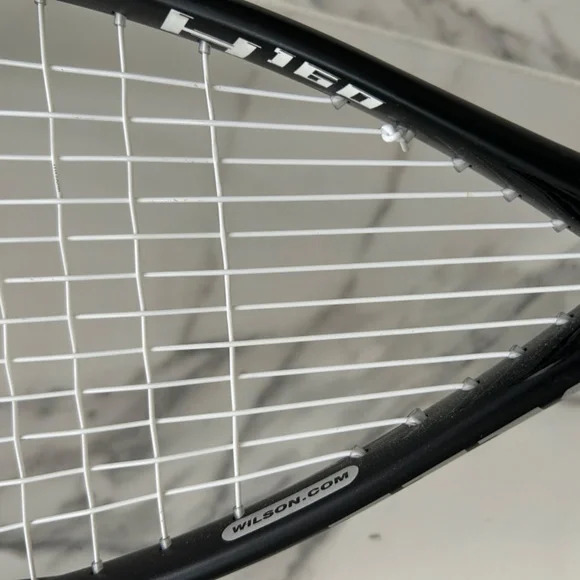 Pre Loved Wilson Squash Racquet & Case - Picture 3 of 6